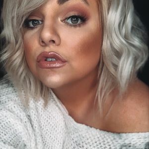 Meet your Posher, Madeline